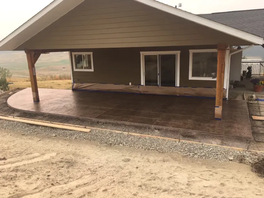 Stamped decorative concrete patio with patterned finish